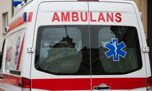 Policjanci z Żukowa uratowali życie 46-latki w dramatycznej akcji.