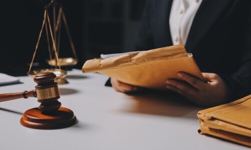 Złamał sądowy zakaz po raz kolejny, teraz czeka go dożywotni zakaz prowadzenia pojazdów