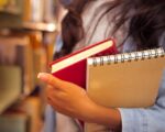 Bezpieczeństwo w szkołach: Policjanci uczą pedagogów, jak reagować na zagrożenia