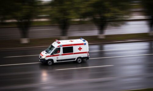 5 minut dla serca” w Przodkowie. Policjanci ćwiczyli resuscytację z uczniami